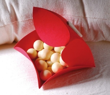 Boîte cadeau Saint Valentin avec un coeur