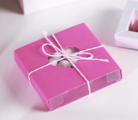Romantique boîte rose avec un coeur Romantique boîte rose avec un coeur