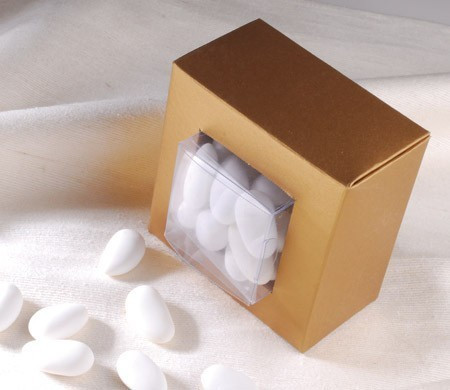 Boîte transparente pour des bonbons