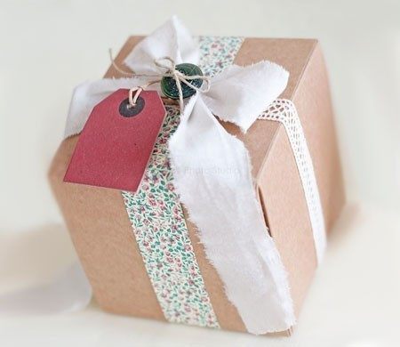 Petite boîte cadeau carrée