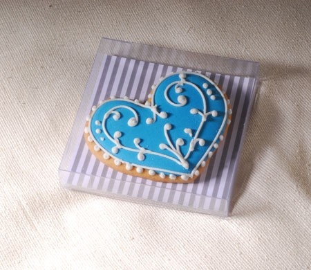 Boîte à cookies transparente