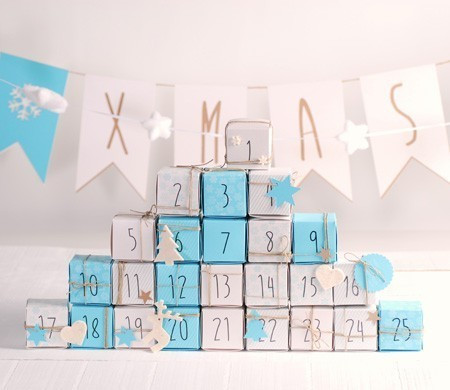Boîte pour Faire un Calendrier de l'Avent Boîte pour Faire un Calendrier de l'Avent