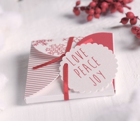 Boîte de Noël pour CD ou pour Invitation avec ruban Boîte de Noël pour CD ou pour Invitation avec ruban