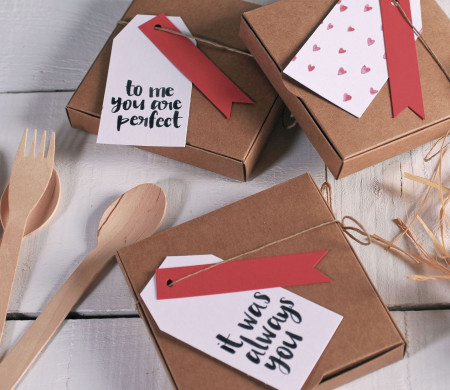 Boîte Cadeau Simple pour la Saint Valentin Boîte Cadeau Simple pour la Saint Valentin