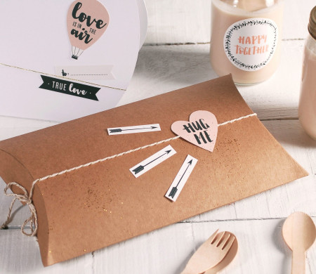 Boîte Cadeau allongée pour La Saint Valentin Boîte Cadeau allongée pour La Saint Valentin