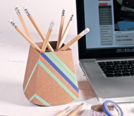 Pot en Carton Décoré avec du Washi Tape