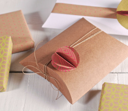Boîte cadeau bijoux avec fleur