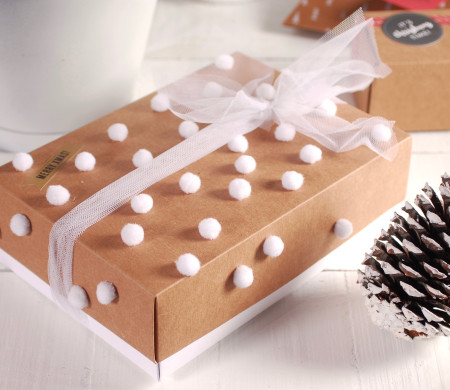 Boîte de Noël à Pompons
