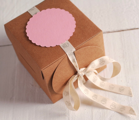 Petite Boîte avec Ruban pour Cupcakes Petite Boîte avec Ruban pour Cupcakes
