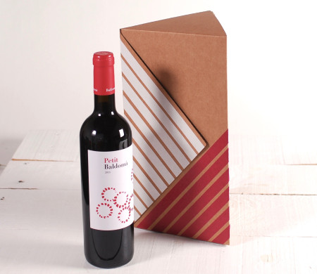 Boîte à vins triangulaire...