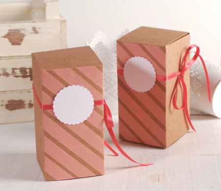 Petite Boîte Cadeau Couleur Corail
