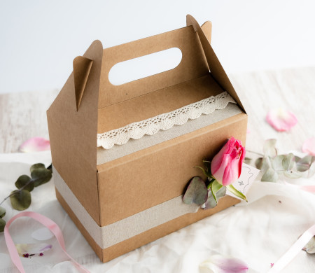 Scatola Wedding Party. Riempila con gli accessori