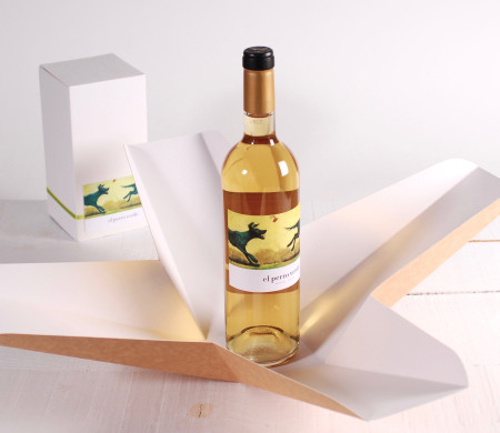 Boîte à vin décorée avec folder Boîte à vin décorée avec folder