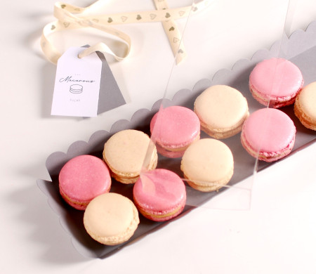 Boîte allongée avec couvercle pour macarons Boîte allongée avec couvercle pour macarons