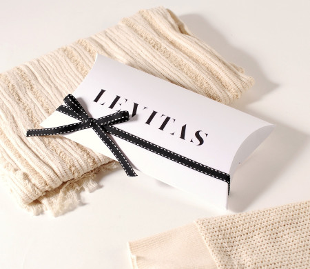 Boîte-cadeau en carton pour les accessoires