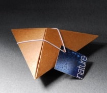 Boîte carton triangulaire pour mariage