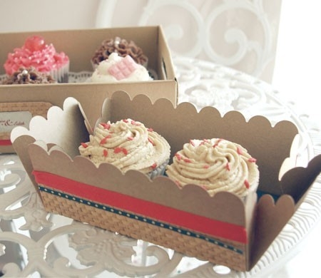 Boîte Décorée avec du Washi tape pour 2 Cupcakes
