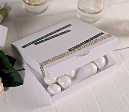 Boîte Simple pour des invitations de Mariage    