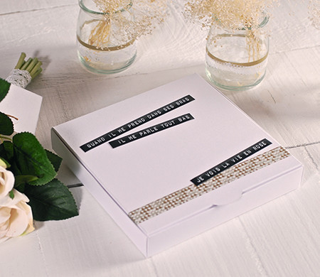 Boîte Simple pour des invitations de Mariage Boîte Simple pour des invitations de Mariage