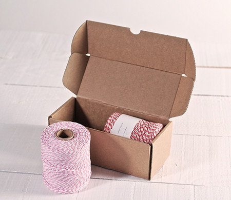 Boîtes d'envoi postal...