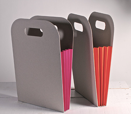 Sac en Carton avec des soufflets de couleur!