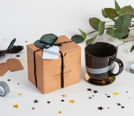 Boîte minimaliste pour tasses