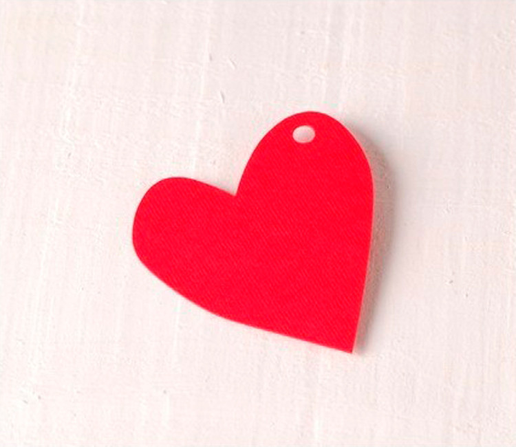 Coeur irrégulier en carton