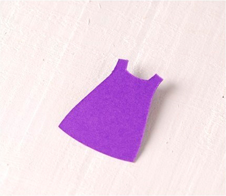 Robe de Fille en Carton 10 pcs.