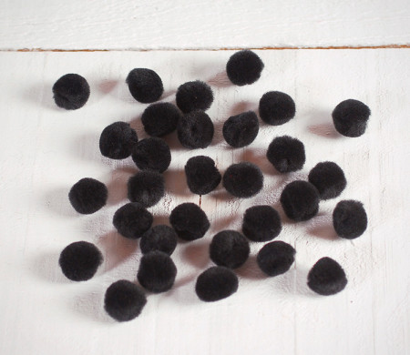 Pompons Blancs ou Noir