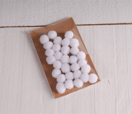 Pompons Blancs ou Noir