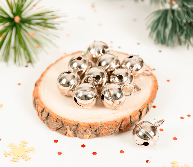 Des Clochettes pour Décorer les Cadeaux Des Clochettes pour Décorer les Cadeaux