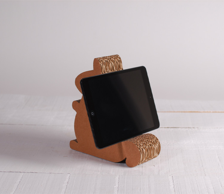 support pour iPad en carton, avec la forme d'un écureuil support pour iPad en carton, avec la forme d'un écureuil