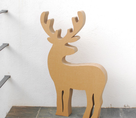 Renne en carton décoratif, idéal pour Noël