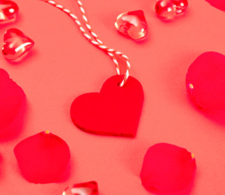 Pendentif en cœur de feutrine, avec beaucoup d'amour!