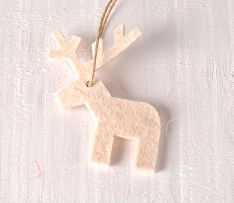 Renne de feutrine, une jolie décoration de Noël