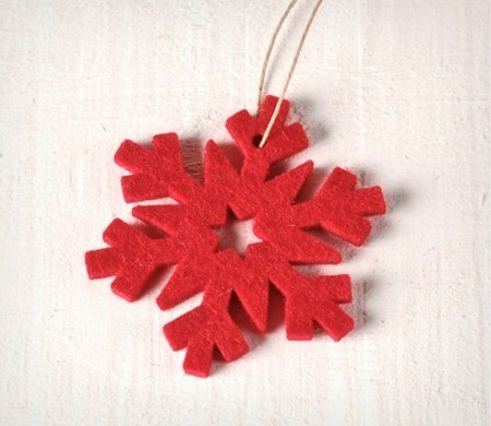 Flocon de neige en feutrine décoratif pour cadeaux