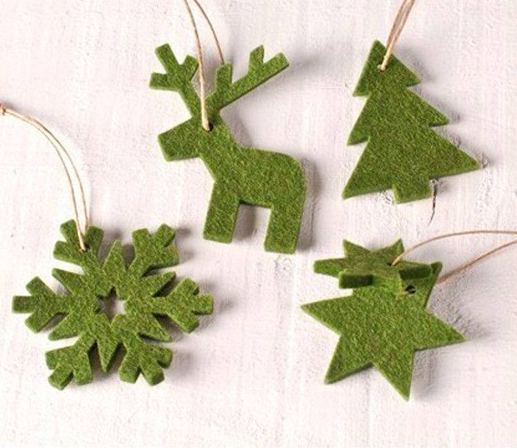 Lot de décors en feutrine pour Noël, une touche hivernale!