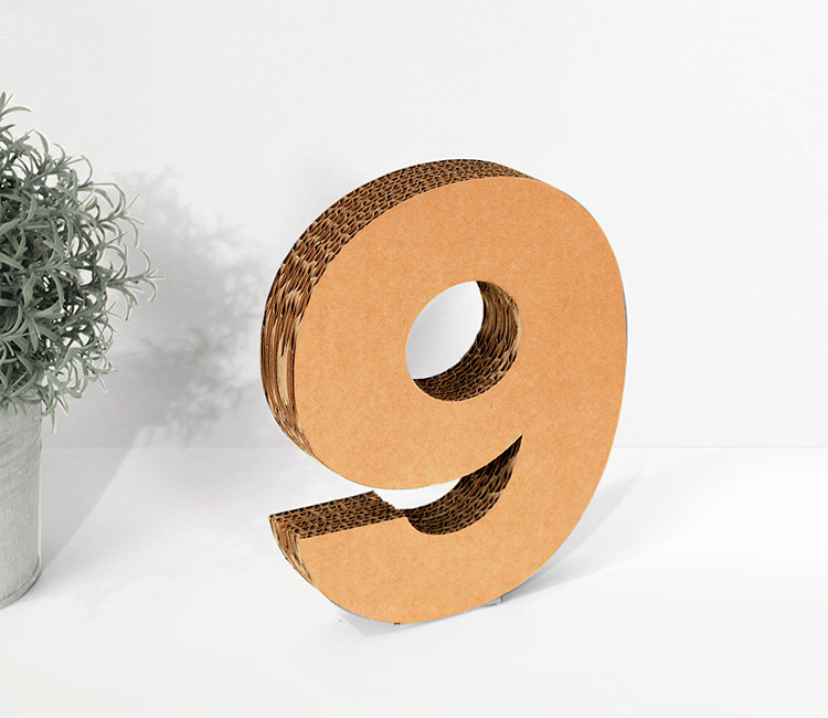 Originaux numéros en carton pour décorer, qui donnera une touche handmade à toute pièce. Des plus original, découvre-les!