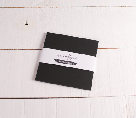 papier cartonné noir