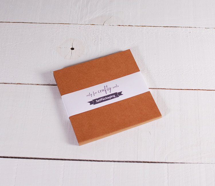Papier cartonné kraft 16,5x16,5cm Papier cartonné kraft 16,5x16,5cm