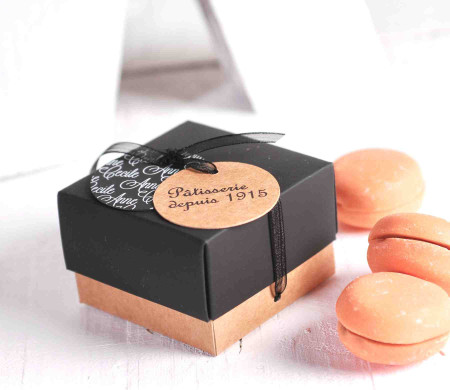 Boîte Décorée pour un Seul Macaron