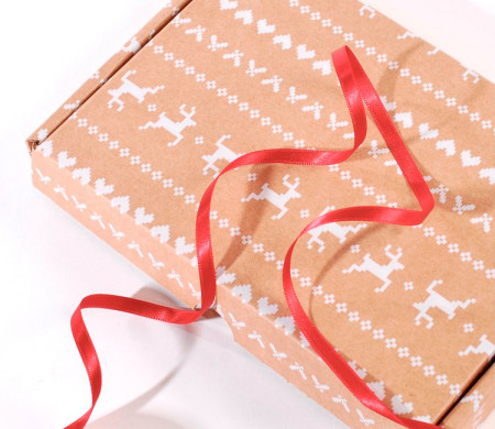 Ruban satin décoratif pour cadeaux