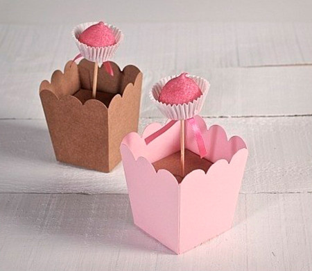 Support 1 Cake Pop