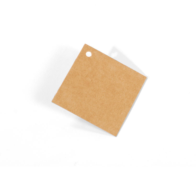 Étiquettes carrées en carton pour cadeaux