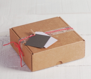 Boîte d'Envoi Postal pour de Jolis Cadeaux