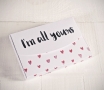 Boîte imprimée de coeurs "All yours"