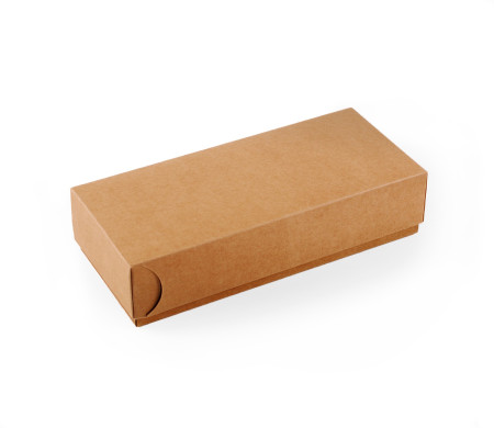 Boîte en carton pour sushis avec fente range-baguettes