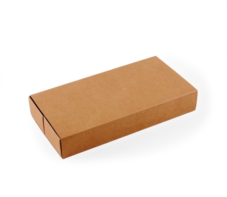 Boîte en carton allongée pour sushis avec bandeau Boîte en carton allongée pour sushis avec bandeau