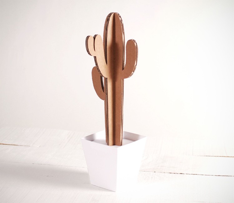 Cactus en Carton en Plusieurs Couleurs