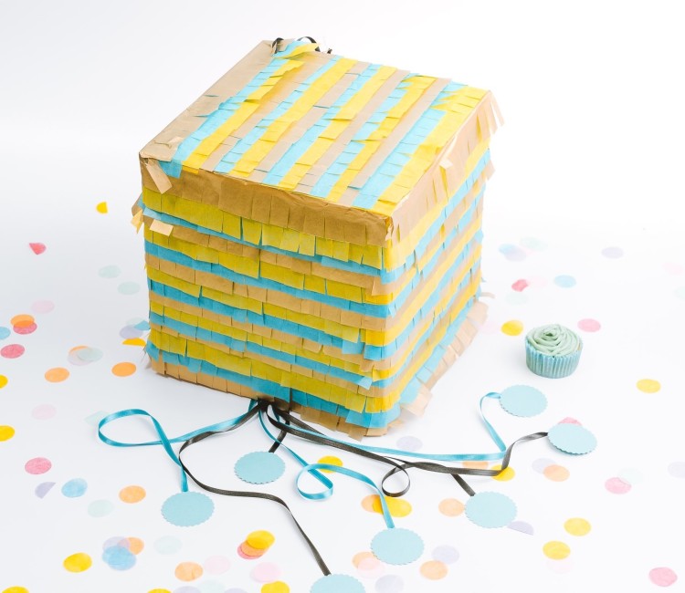 Kit pour faire une piñata/ Boîtes pour fêtes